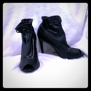 Carlos Santana Black Leather Boots!